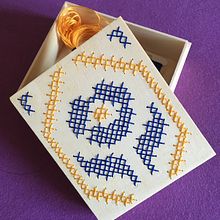 Meu projeto do curso: Bordado em madeira. Arts, Crafts, Embroider, Creativit, Accessor, Design, Product Design, and DIY project by Graziela Salvatori - 04.24.2021