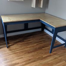"L" Corner Desk. Woodworking project by Drew Birnie - 04.25.2021