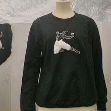 Swan Lake. Embroider project by Axel Luna Martínez - 04.25.2021