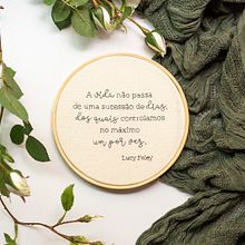 Leitura Bordada. Bordado projeto de Thamires Cola - 26.04.2021