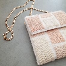 Rug Wool Punch Needle Crossbody. Accessor, Design, Embroider, and Fiber Arts project by Micah Clasper-Torch - 04.27.2021