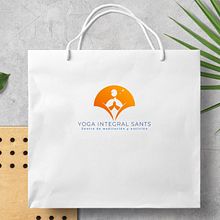 Yoga Integral Sants en Barcelona - Logotipo. Accessor, Design, Logo Design, Product Design, and Graphic Design project by Miguel Puma - 04.18.2021