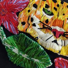 Mi Proyecto del curso: Felino y flores. Un progetto di Ricamo e Design di Melissa Chaves A - 28.04.2021