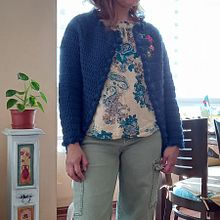 Mi Proyecto del curso:  Top-down: prendas a crochet de una sola pieza. Un proyecto de Diseño de moda, Tejido, DIY y Crochet de Maria José Martinez - 29.04.2021