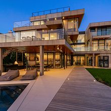 9,000 SF Private Residence in Great Neck, NY. Design, Architecture & Interior Design project by Carla Guilhem - 07.02.2018