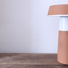 Lámpara Barbutina - Luminaria de sobremesa de cerámica torneada a mano . Arte și meșteșuguri, Ceramică, Design, Design de iluminat, Proiectarea și fabricarea mobilierului, Design de produs și Design industrial de VO Estudi - 05.03.2021