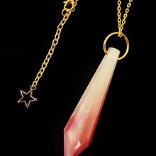 Mi Proyecto del curso: Diseño de joyería en resina Ein Projekt aus dem Bereich Erweiterungsentwicklung, H, werk, Schmuckdesign und DIY von Raquel Reina - 18.05.2021