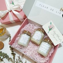 Mother's Day Gift Set Packaging Design & Product photoshoot . % YJ tarafından hazırlanan Grafik Tasarım, Instagram Fotoğrafçılığı, Ambalajlama, Ürün Fotoğrafçılığı, Sulubo, Ve a Resim projesi - 05.08.2021