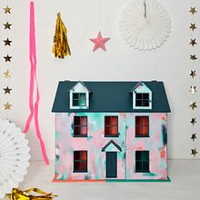 Abstract Dolls House for Valspar Paint. Fine Arts, Upc, cling, Painting, Traditional illustration, Street Art, Arts, and Crafts project by Chloe Kempster - 05.07.2021