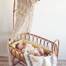 Dosel de cuna en macramé. Arts, and Crafts project by Sara Moreno - 05.10.2021
