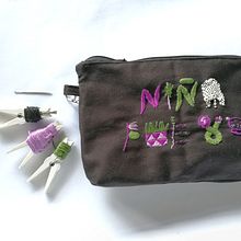 My project in Introduction to Raised Embroidery course - Purse Fire Girl. Arts, Crafts, Design, Accessor, and Design project by Vesna Vidmar - 05.11.2021