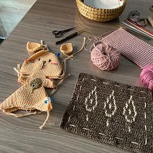 Plumi. Un projet de Crochet, Couture, Conception de personnages , et Art textile de Noemí Arroyo Rodríguez - 14.05.2021