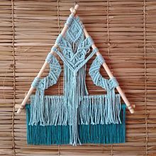 Macramê Geométrico. Un proyecto de Diseño de complementos, Artesanía, Tejido y Macramé de Camila Simões de Faria - 12.05.2021