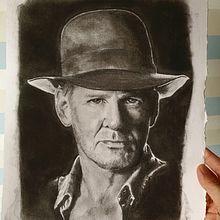 My project in Artistic Charcoal Portraiture: Creating Atmosphere course. Un progetto di Illustrazione tradizionale, Belle arti, Disegno, Disegno di ritratti, Disegno realistico e Disegno artistico di Anna-Maria Gross - 24.05.2021