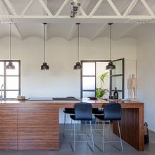 Vincenç Martorell apartment. Architecture, Interior Architecture, Interior Decoration, and Decoration project by YLAB Architects - 05.27.2021