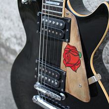 DIBUJOS SOBRE PICKGUARDS COMO LIENZOS. Arts, Crafts, Fine Arts, and Music project by Diego Fiuza - 05.28.2021