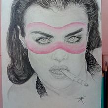 Mi Proyecto del curso: Retrato contemporáneo en grafito. Traditional illustration, Fine Arts, Sketching, Pencil Drawing, Drawing, Portrait Drawing, Realistic Drawing, Artistic Drawing, and Figure Drawing project by Ulises Helguera - 05.30.2021