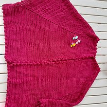 Mi Proyecto del curso:  Top-down: prendas a crochet de una sola pieza. Un progetto di Fashion design, Fiber Art, DIY e Uncinetto di Victoria Marin - 01.06.2021