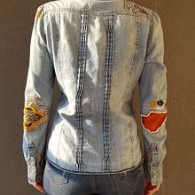 Meu projeto do curso: Bordado: conserto de roupas com @ofeliayantelmo. Embroider, Sewing, DIY, Upc, and cling project by Carolina Bacarin - 05.27.2021