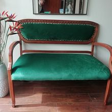 Mi Proyecto del curso: Restauración y tapizado de sillas. Arts, Crafts, Furniture Design, Making, Interior Design, DIY, Woodworking, Upc, and cling project by Yurema Claudia Morante Bedoya - 05.24.2021