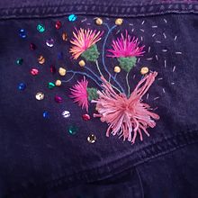 Mi Proyecto del curso: Bordado y personalización de accesorios  Ein Projekt aus dem Bereich Erweiterungsentwicklung, Schmuckdesign, Modedesign und Stickerei von Bárbara Aida Guerra Martínez - 23.05.2021