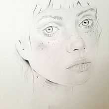 My project in Portrait with Pencil, Color Techniques and Photoshop course. Traditional illustration, Fine Arts, Pencil Drawing, Drawing, Digital Illustration, and Portrait Drawing project by Sara Vasquez - 08.17.2021