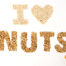 Stop-Motion: Tactile lettering . Un progetto di Pubblicità, Fotografia, Stop motion, Fotografia gastronomica e Video di Emily Gonzalez - 15.06.2021