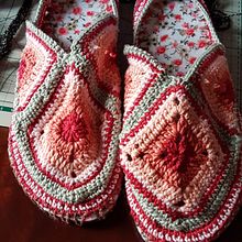 Meu projeto do curso: Upcycling com crochê para iniciantes. Fashion Design, Fiber Arts, DIY, Upc, cling, and Crochet project by Daniela de A. Santana - 06.17.2021