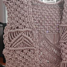My project in Macramé: Create Unique Clothing course. Un progetto di Design di accessori, Artigianato, Fiber Art e Macramè di Sílvia Pereira - 19.06.2021