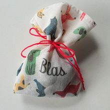 PACKAGING. Design, Pattern Design, and Digital Illustration project by Guillermina Sesto - 06.24.2021