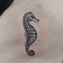 mis primeros tatuajes . Desenho de tatuagens projeto de Nico Heredia - 22.06.2021