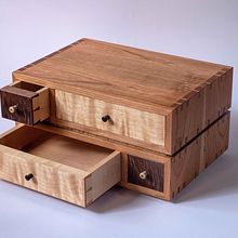 Joyero "night & day". Furniture Design, Making, Arts, Crafts, Interior Design, Woodworking, and Creativit project by Israel Martín - 06.28.2021