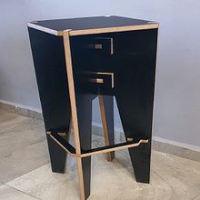 Banco para barra y mesa. . Furniture Design, Making, Industrial Design, Product Design, and Woodworking project by Antonio Martínez - 06.27.2021