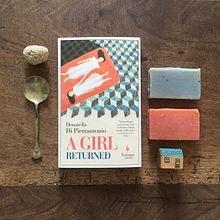 Book cover Girl, returned. Traditional illustration, and Editorial Illustration project by Elisa Talentino - 07.02.2021
