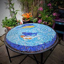 My project in Introduction to Mosaic Artwork course. Projekt z dziedziny Craft, Projektowanie i w, rób mebli,  Dekoracja wnętrz, Ceramika i DIY użytkownika moonharestudio - 04.07.2021