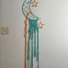 Mi Proyecto del curso de macramé: Decoración de pared en forma de luna. Accessor, Design, Interior Design, Decoration, Fiber Arts, and Macramé project by albarubi_ - 07.05.2021