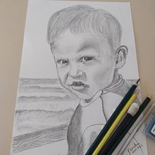 Meu projeto do curso: Retrato realista com lápis grafite. Traditional illustration, Fine Arts, Sketching, Pencil Drawing, Drawing, Portrait Drawing, Realistic Drawing, Artistic Drawing, and Figure Drawing project by Jomba Colares - 07.05.2021