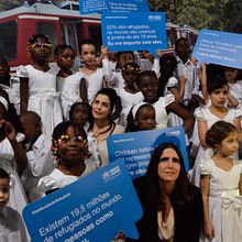 Videos about refugees in Brasil. Een project van Film, video en televisie van Mariana Nissen - 23.06.2015