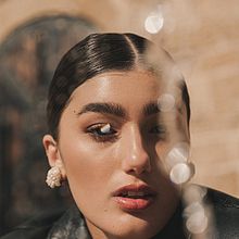 'Mediterranean winter'. Un projet de Photographie de mode, Retouche photographique, Photographie de portrait , et Publicité de Angela Garcia - 07.07.2021