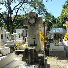 EN EL CEMENTERIO . Menulis, Mendongeng, Dan Narasi proyek oleh Juana Posada - 07.07.2021