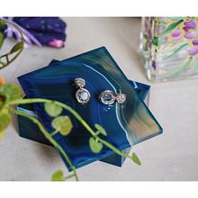 Fotografía de Joyería en Luz Natural. Photograph, Photo Retouching, Product Photograph, Studio Photograph, Digital Photograph, Photographic Lighting, Commercial Photograph, Instagram Photograph, Photographic Composition, and Creativit project by Christina R. - 07.01.2021