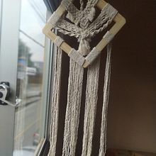 Meu projeto do curso: Introdução à tapeçaria em macramê . % Thais Silva tarafından hazırlanan Aksesuar Tasarımı, Sanat ve El Sanatları, El, af Sanatları, Ve Makrome projesi - 07.07.2021