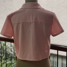 Mi Proyecto del curso: Corte y confección: diseña tu propia camisa. Un proyecto de Diseño de moda, Costura y DIY de Manuela Arias - 24.06.2021