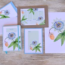 Il mio progetto del corso: Illustrazione botanica con acquerello. Traditional illustration, Fine Arts, Painting, Drawing, Watercolor Painting, and Botanical Illustration project by Valentina - 07.10.2021