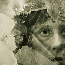 Mi Proyecto del curso: Fotografía híbrida para la experimentación creativa. Un progetto di Fotografia, Ritocco fotografico, Fotografia artistica, Fotografia analogica e Autoritratto fotografico di isabel.riba - 18.08.2021