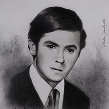 Retrato realista con lápiz de grafito. Traditional illustration, Fine Arts, Sketching, Pencil Drawing, Drawing, Portrait Drawing, Realistic Drawing, Artistic Drawing, and Figure Drawing project by Diana Agudelo - 07.19.2021