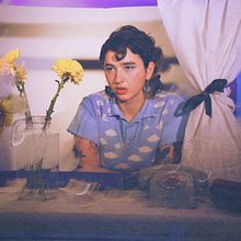 Sesion de fotos & video pre lanzamiento de música  Ein Projekt aus dem Bereich Werbung, Fotografie, Kunstleitung, Design von Garderoben, Design von Figuren, Beleuchtungsdesign, Bühnendekoration und Video von Tatiana Faingold - 27.07.2021