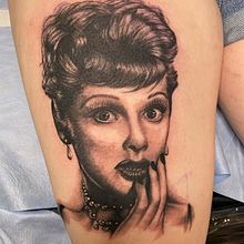 Lucille Ball tattoo I did for my niece. Design, Traditional illustration, Fine Arts, Portrait Drawing, Realistic Drawing, and Tattoo Design project by Gabe - 11.01.2020