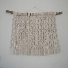 Mi Proyecto del curso: Introducción al macramé: creación de un tapiz decorativo. Design de acessórios, Artesanato, Design de interiores, Decoração de interiores, Tecido, e Macramê projeto de Jenn Guaje - 30.07.2021