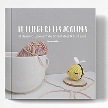 El libro de los juguetes . Un projet de Illustration traditionnelle, Création d'accessoires, Conception éditoriale, Éducation , et Conception de produits de Marina Gallart de la Villa - 02.08.2020